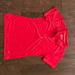 Women’s nike gold shirt